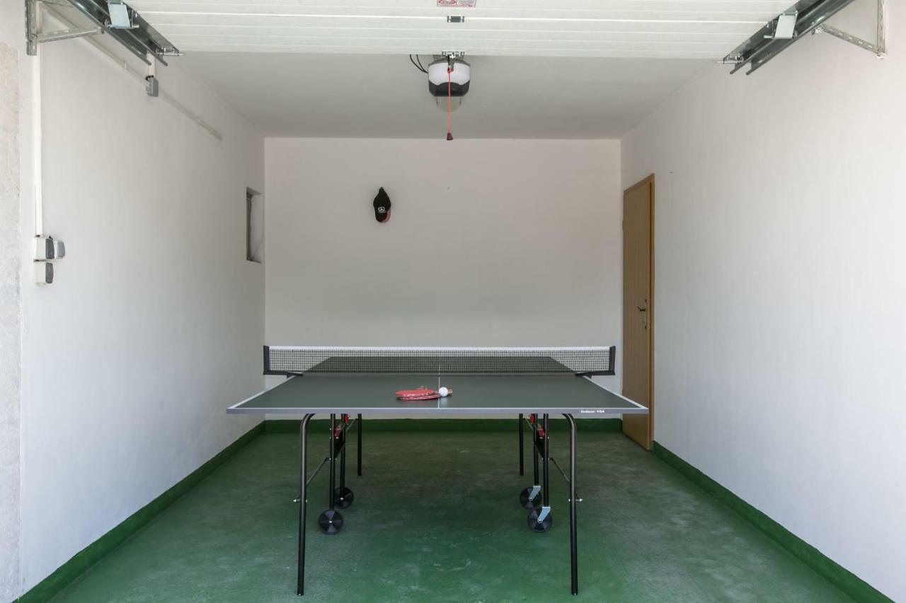 Holiday Home "Mala Kuca " With Heated Pool Pula Buitenkant foto